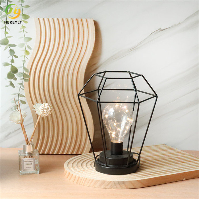 Novelty Black Customize Metal Bedside Table Lamp 8.5" Battery Powered