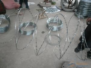 China Concertina Razor Wire / Galvanized Concertina Razor Wire / Hight Security Razor Barbed Wir wholesale