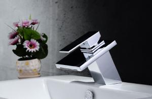 China 2014 new style bathroom taps stainless steel single handle bathroom basin faucet wholesale