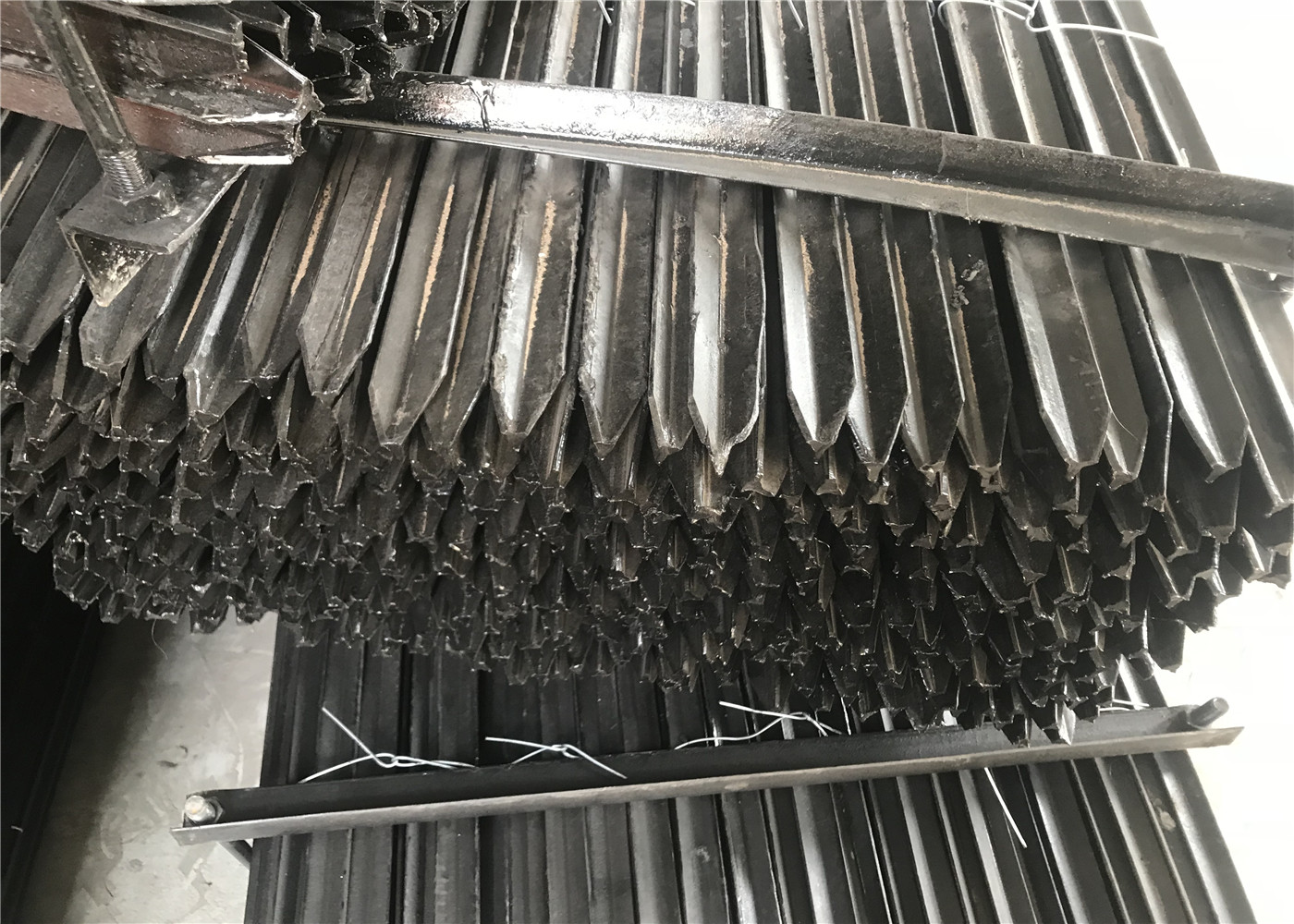 Star picket Y post for Farm Hot dipped galvanized 2.04kg /m