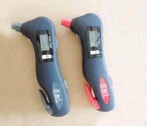 China 5 IN 1 Emergency tools,Emergency tire gauge tool hammer wholesale