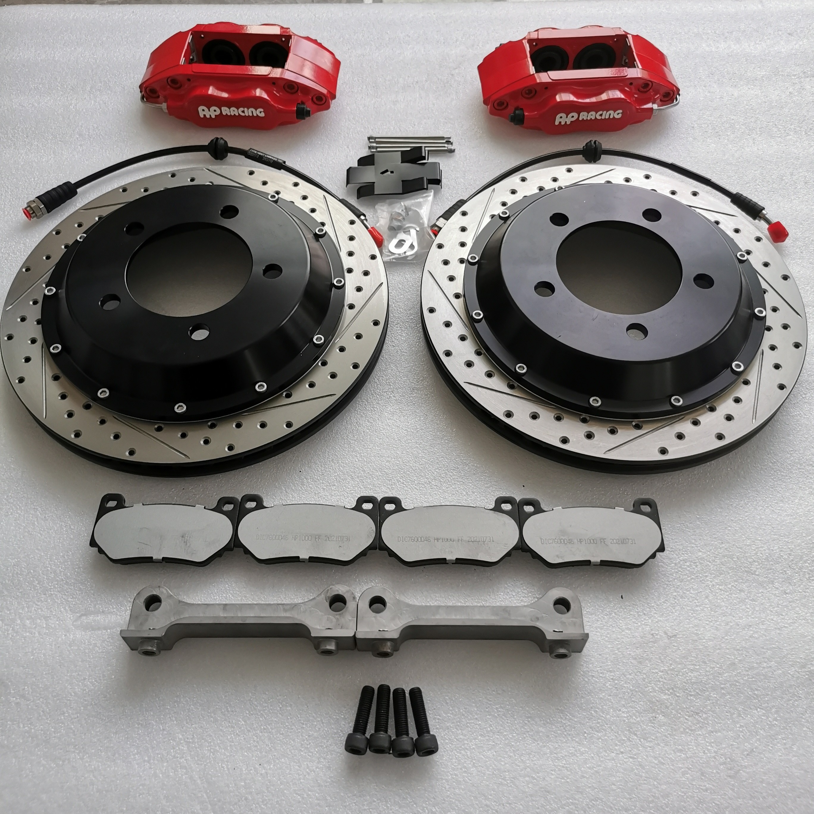 19in Rear Wheel 7600 4 Pot Car Brake Kit 358*24mm Color Customized