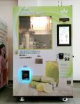 Fresh Juice Sugarcane Vending Machine 220V Automatic For Supermarket