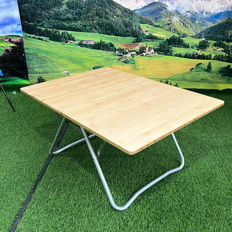 Custom Logo Embroidery or Printing Lightweight Folding Table for Outdoor Travel Garden