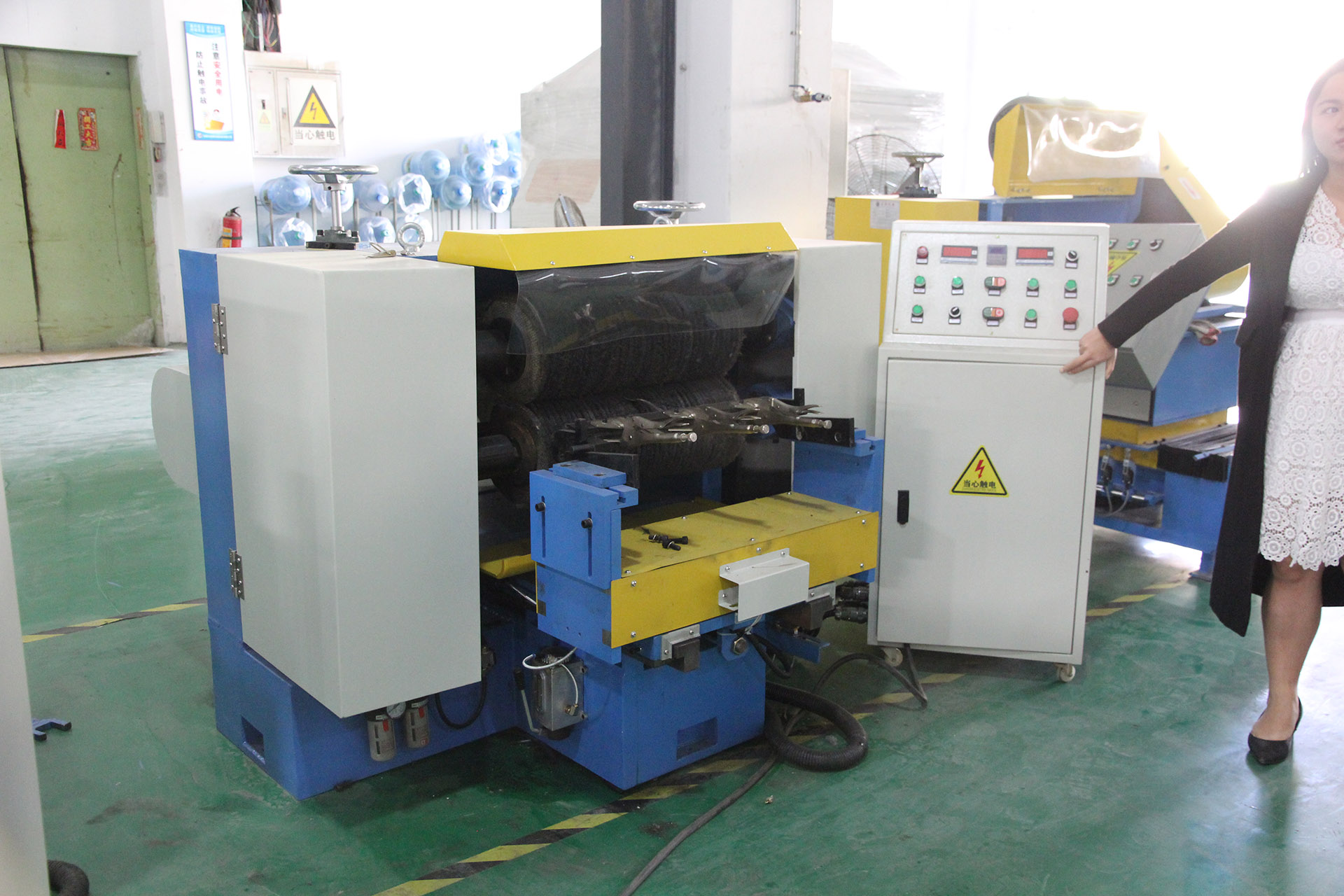 High Speed Automatic Cutlery Polishing Machine Stainless Steel For Tableware Spoon Fork