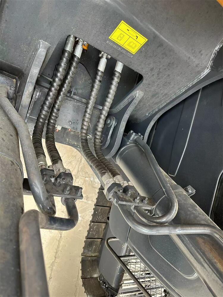 2021 Hyundai 220-9s R220 Crawler Used Excavators in Shanghai and Low Fuel Consumption