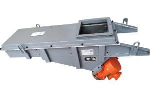 China High Efficiency Suspension Installation Motor Vibrating Feeder Machine Simple Compact Structure wholesale