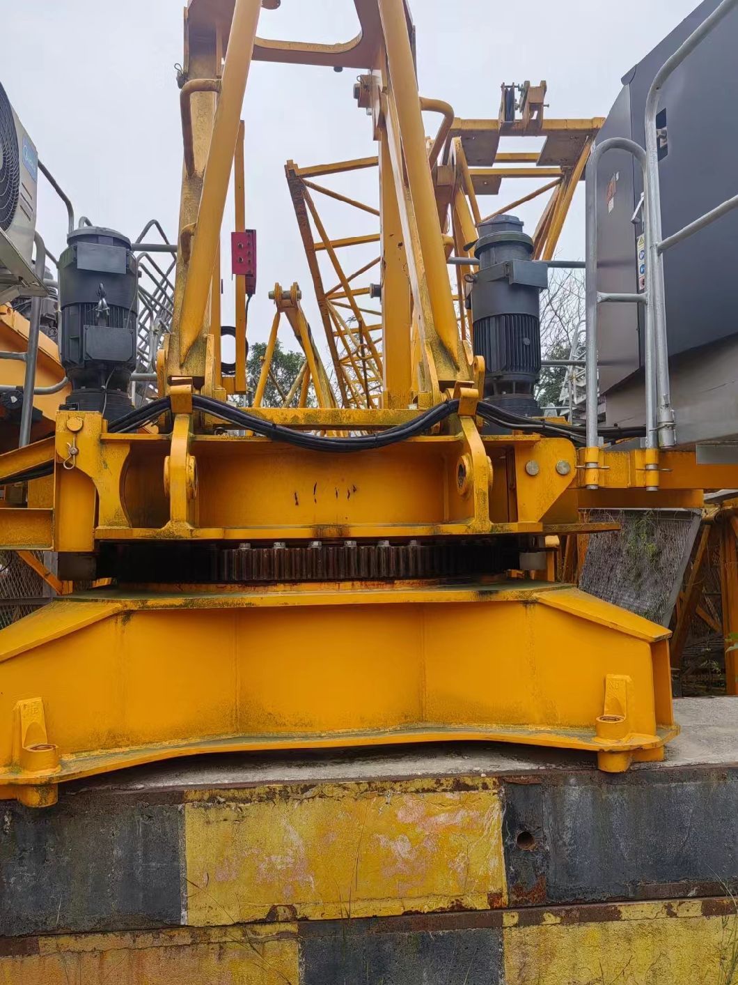 Zoomlion Heavy Industry Second-Hand Tower Crane Sale Spot Sale
