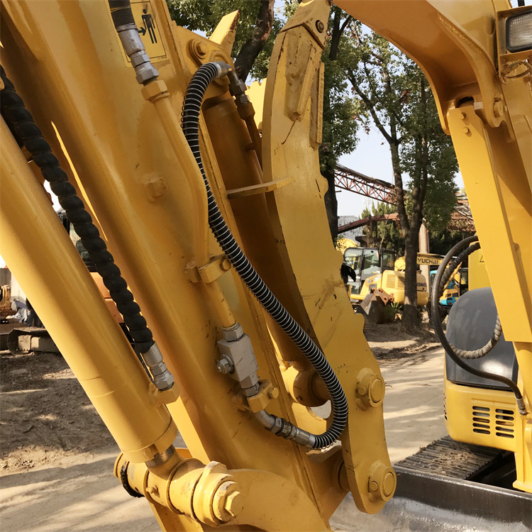 28.5 KW 5 Ton Mini Used Komatsu PC55 Excavator with Thumb from Japan in Good Condition