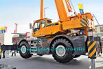 Yellow XCMG Rough Terrain Crane , 200 Ton Truck Crane RT200E High Performance