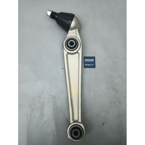 Hot selling right front lower control arm 31126771894 for E70